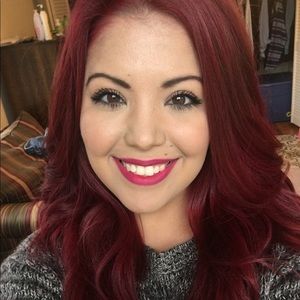 Meet your Posher, Daniella